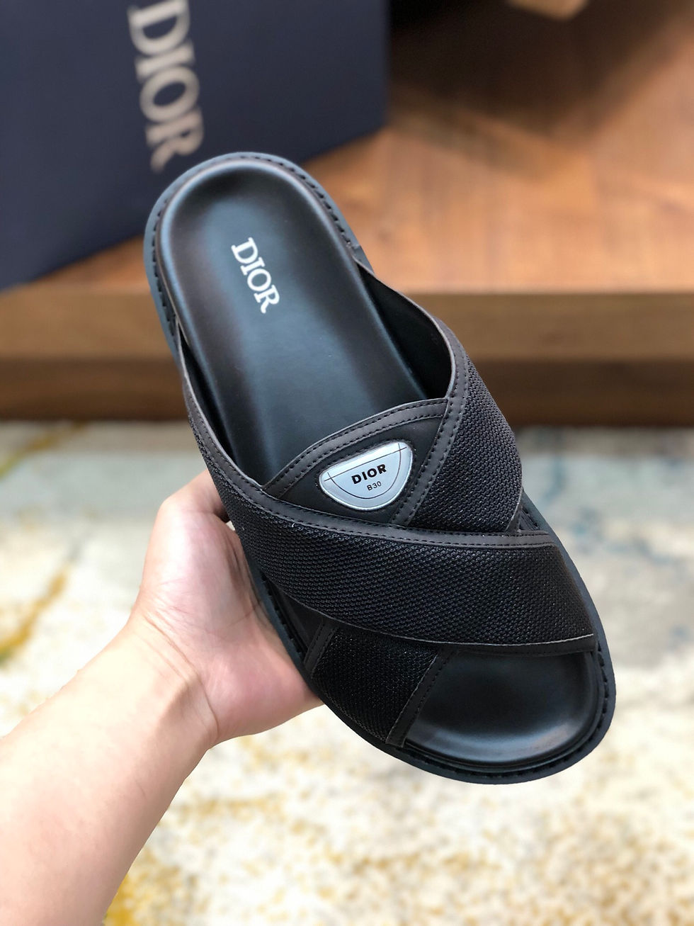 Thumbnail: DIOR SLIDE