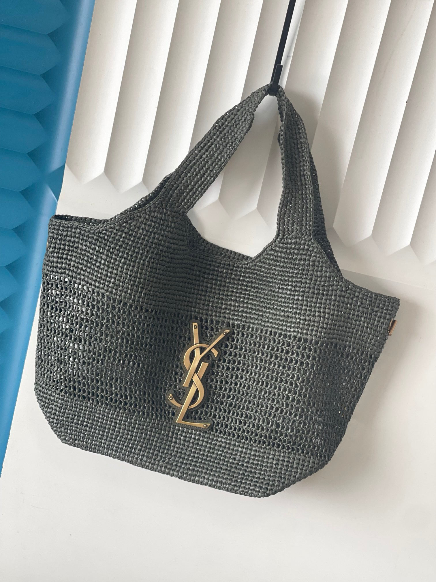 YSL SAINT LAURENT ICARE IN RAFFIA