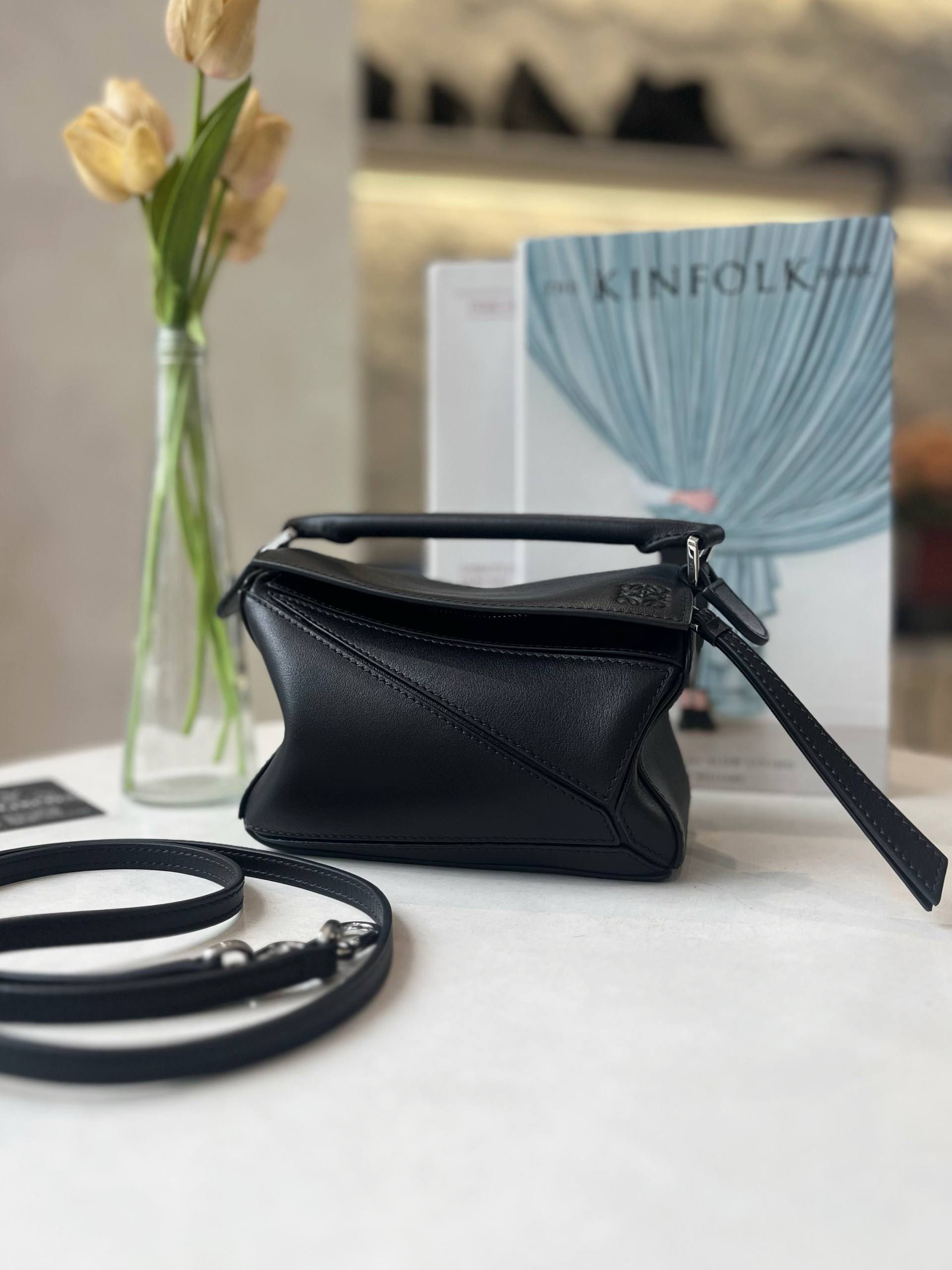 LOEWE MINI PUZZLE CLASSIC IN CALFSKIN LEATHER BAG