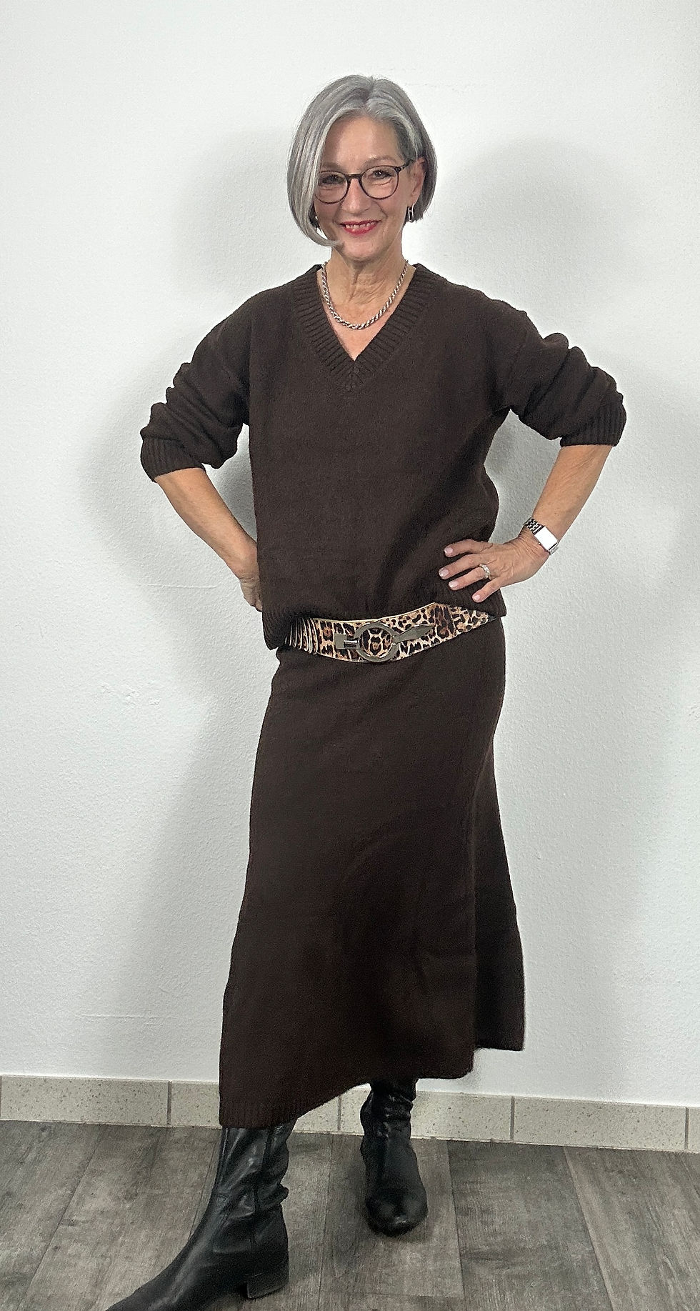Miniaturbild: Klassisch geschnittener Pullover V-Ausschnitt - braun