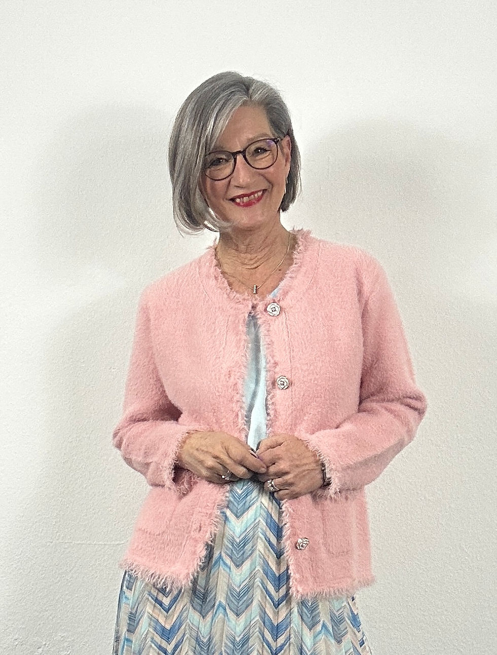 Miniaturbild: Strickjacke mit Schmuck-Knöpfen Rosa