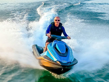 Teste jet elétrico Ventura Orca: emoção 10, emissão zero