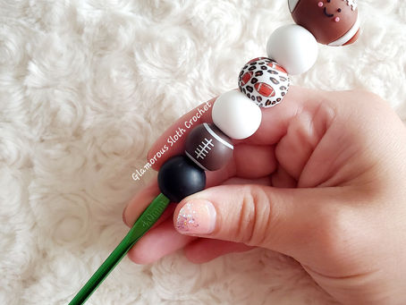 Unique Handmade Crochet Hooks with Silicone Beads – Cute, Comfortable & Collectible!