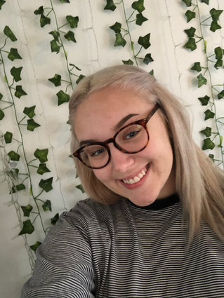 SENIOR SPOTLIGHT - Abbi