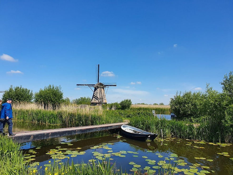 What to do on a Day Trip to the Kinderdijk Windmills