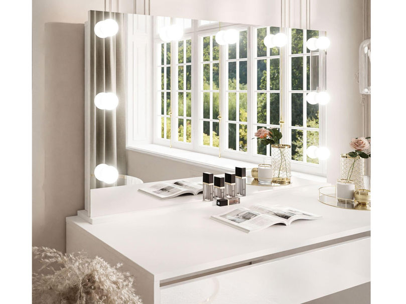 שידת איפור מקצועית