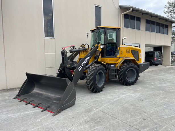 FS270c Olympus Wheel Loader Image - 21