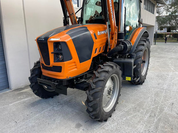 yx904 Olympus Tractor 60HP