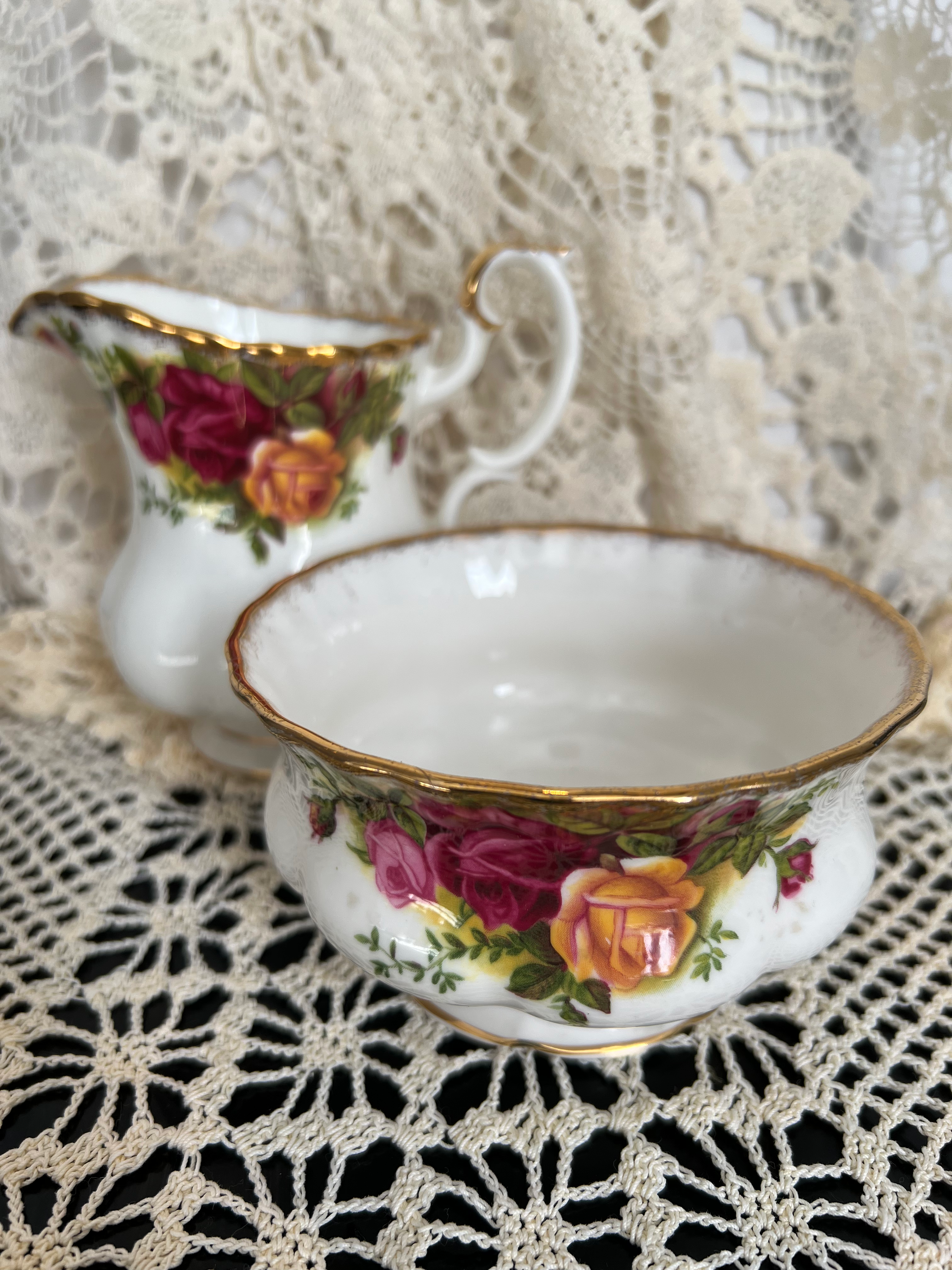 Royal Albert Old Country Milk & Sugar