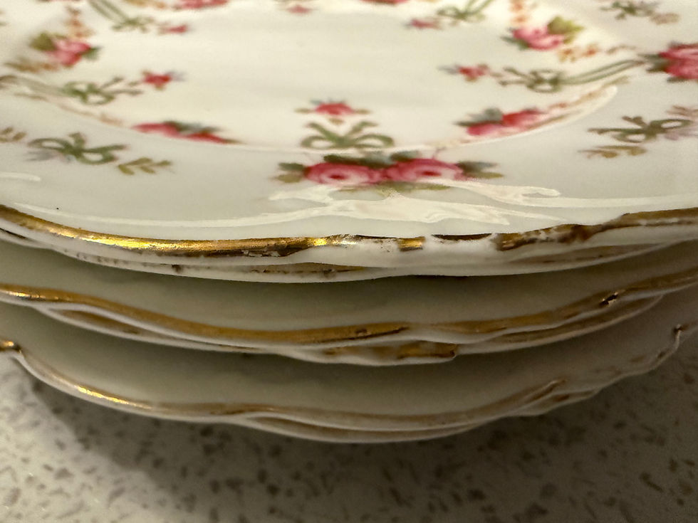 Sīktēls: Set 6 Victorian Side/tea plates 