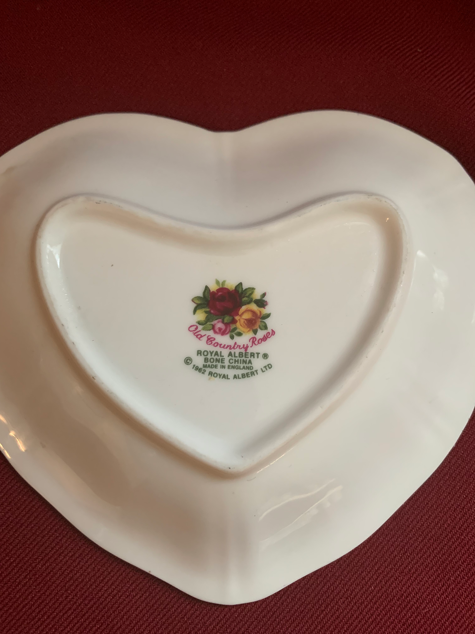 Миниатюра: Old Country Roses Happy Birthday Trinket Dish