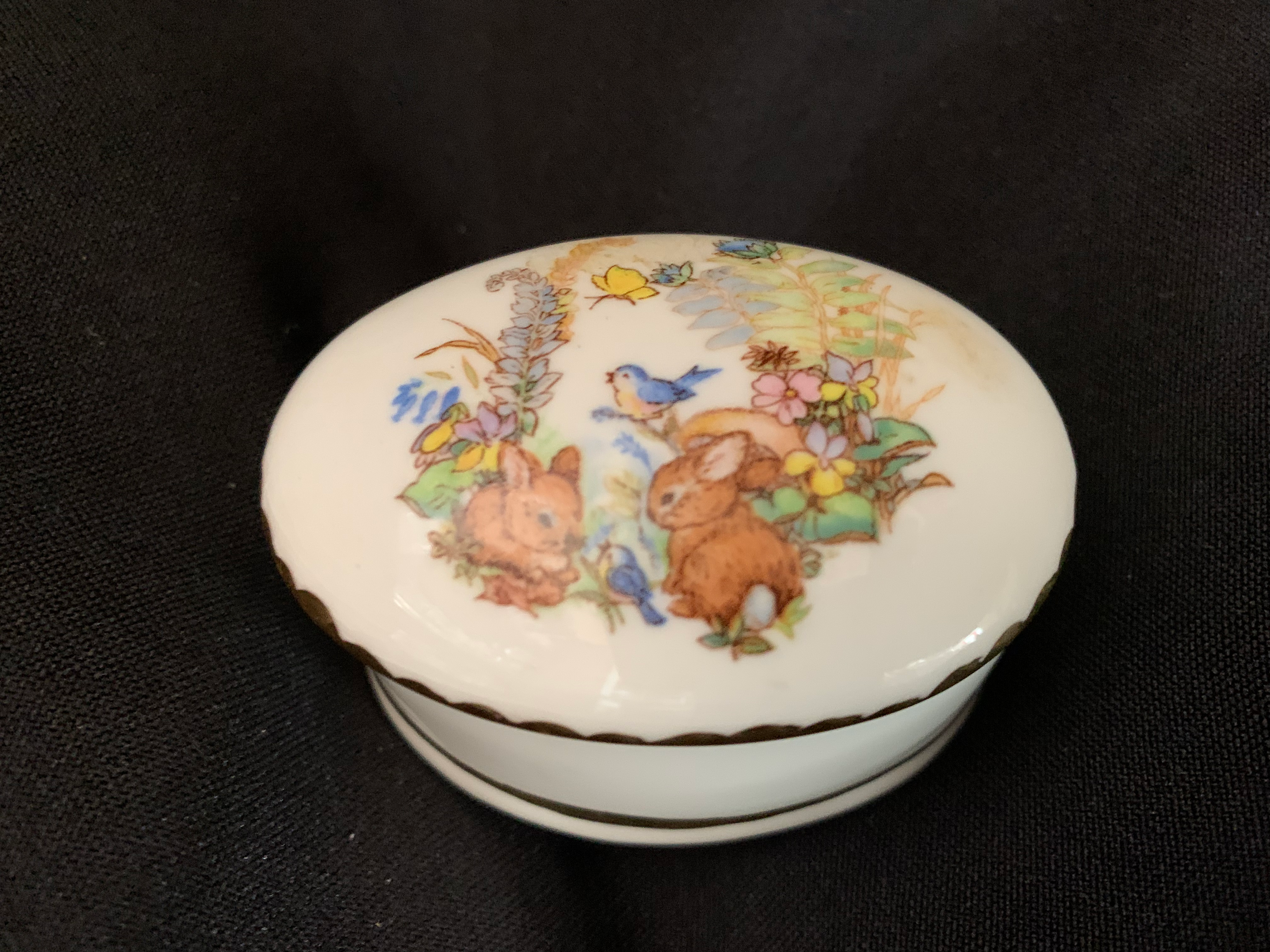 Woodland scene trinket dish