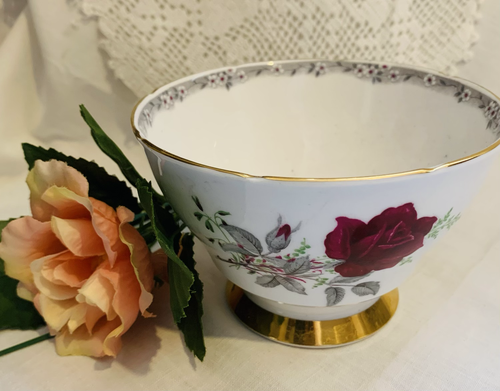 Royal Stafford Roses to Remember sugar bowl Leeds Vintage House