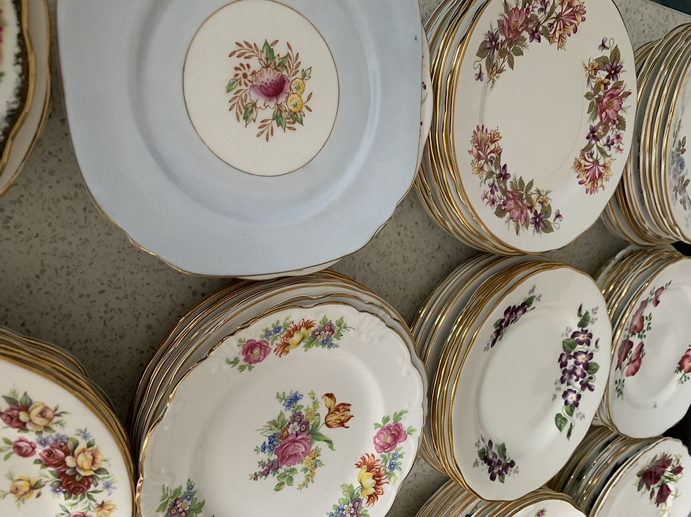 Прев'ю: 20 Mixed Side/Tea Plates. Vintage Bone China