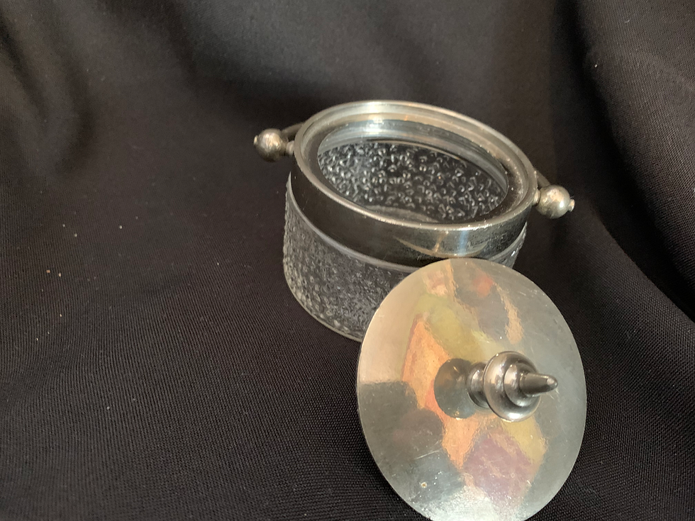 Миниатюра: Vintage glass condiment pot