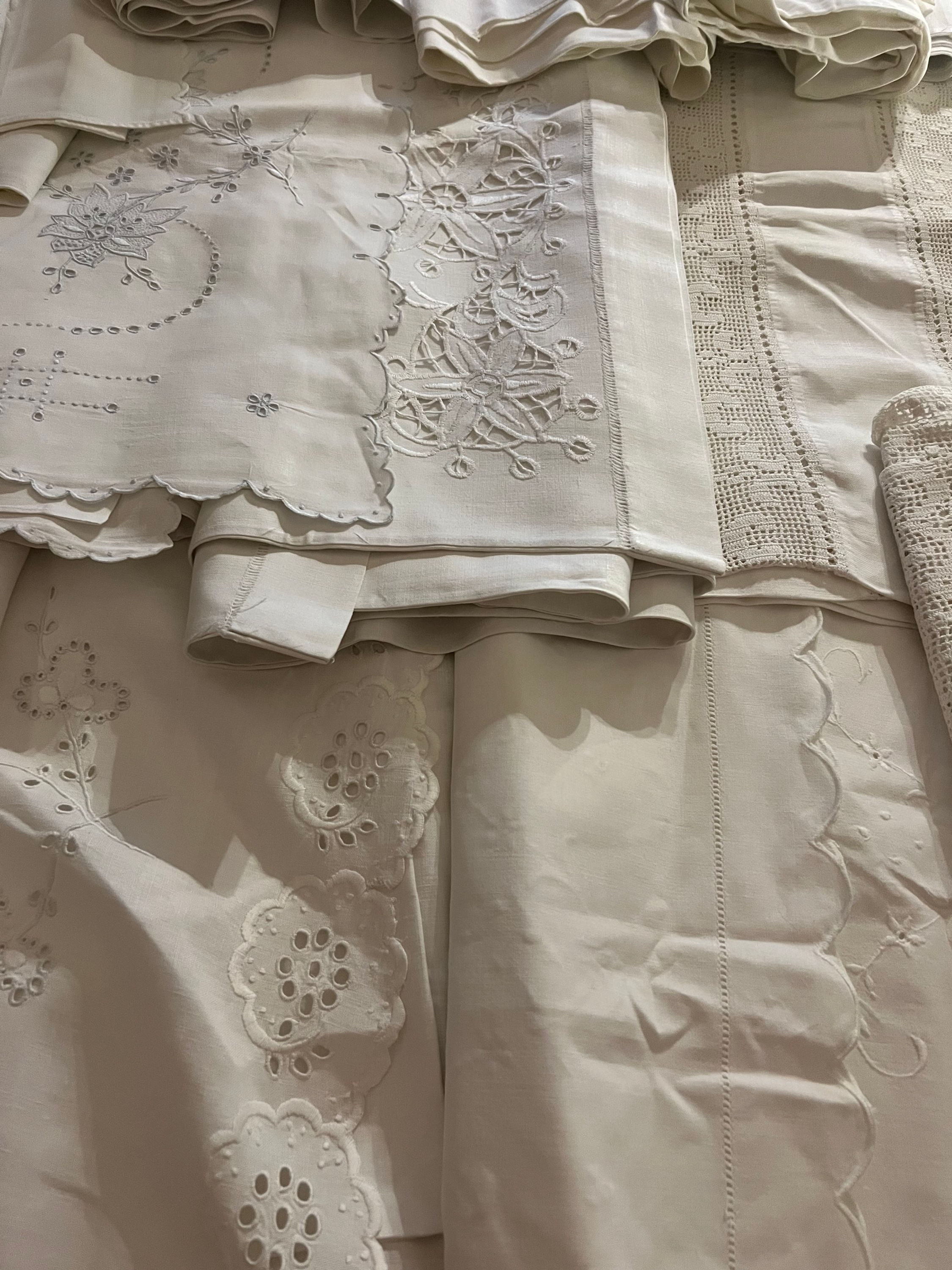 X 12 Vintage Bolster Pillow Cases. 