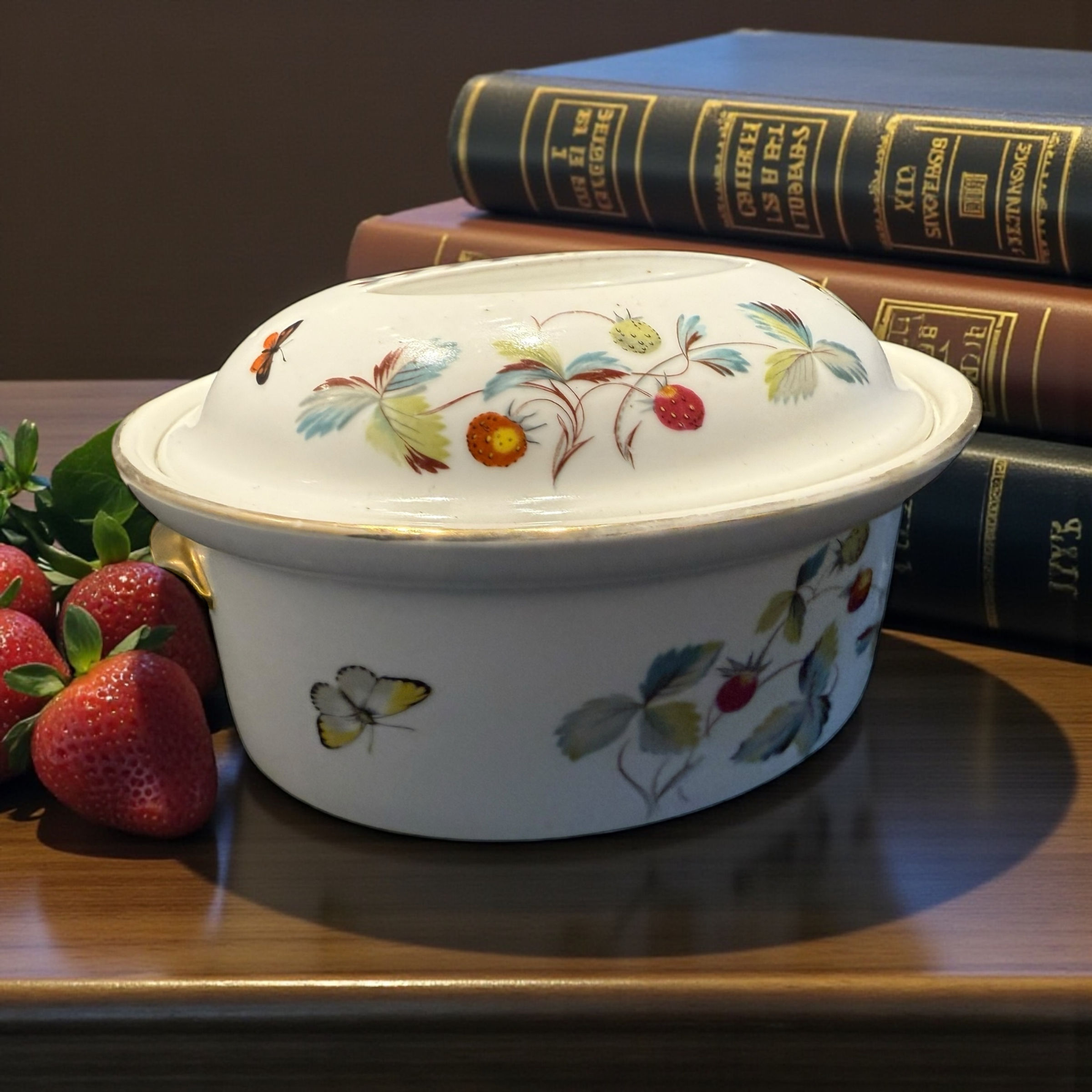 Royal Worcester Casserole Dish. 