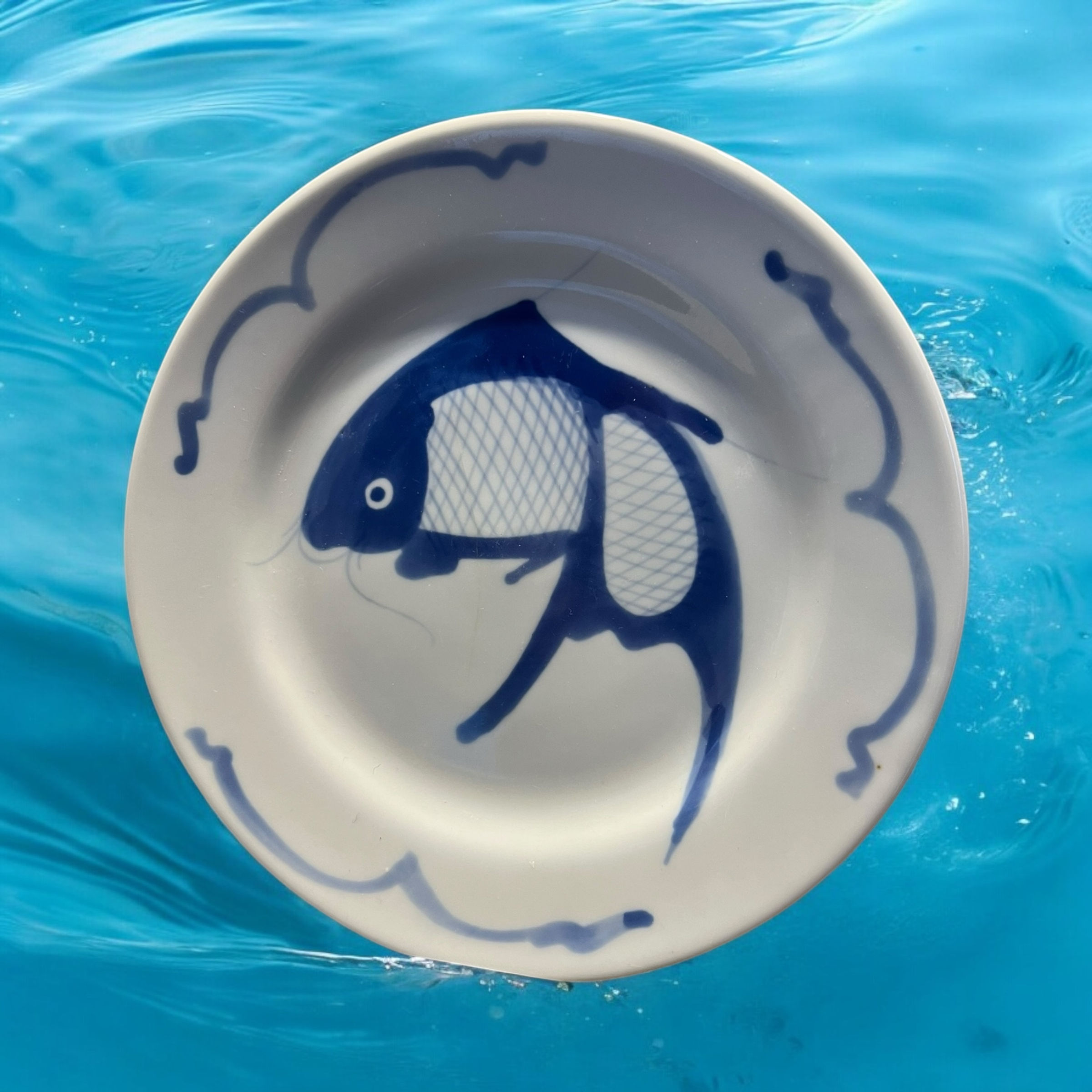 Koi Carp Plate. Chinese Pottery