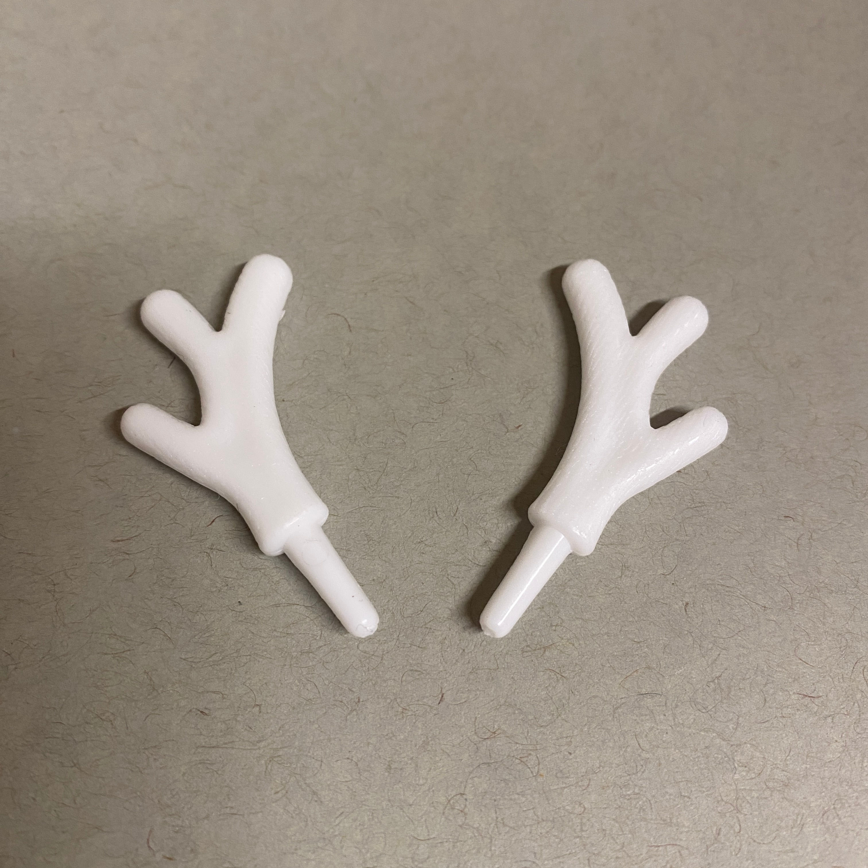 Plastic White Antlers 1 Pair 