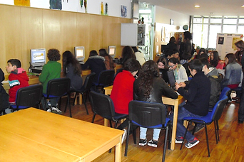 Dezenas de alunos on-line em concurso da Matemática