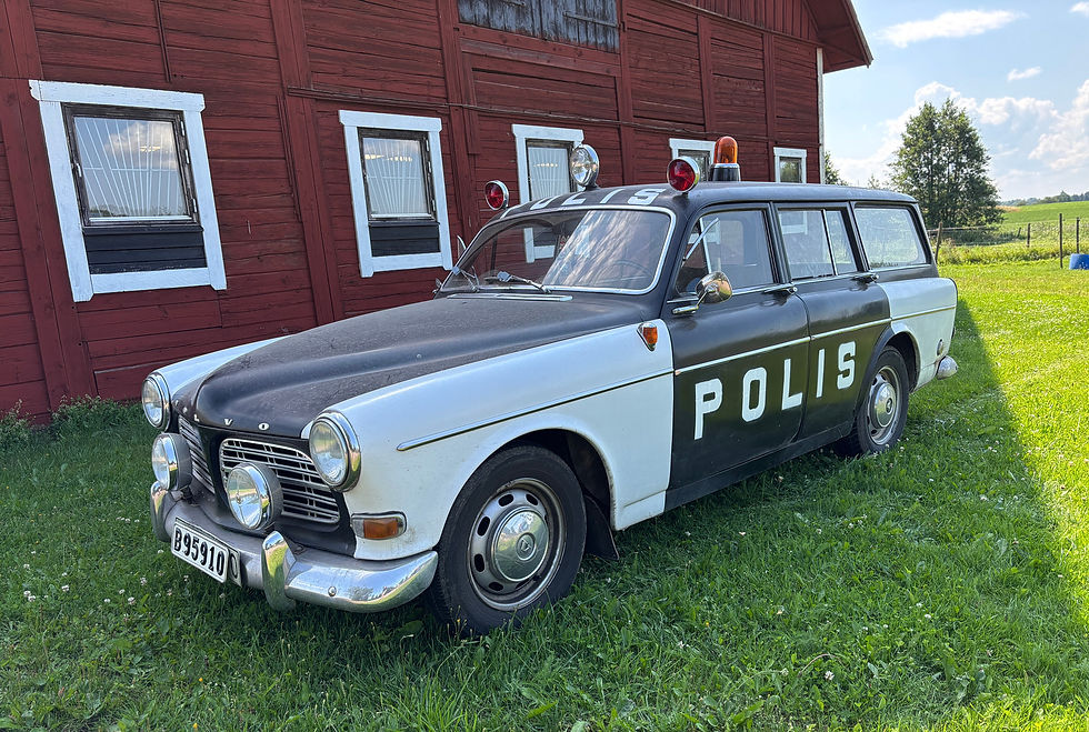 Volvo Amazon Combi - Polisfordon från 1969 såld för 79.333 SEK