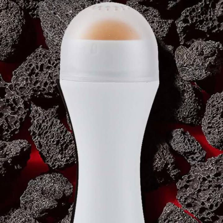 Thumbnail: Reusable Roller-Oily Face