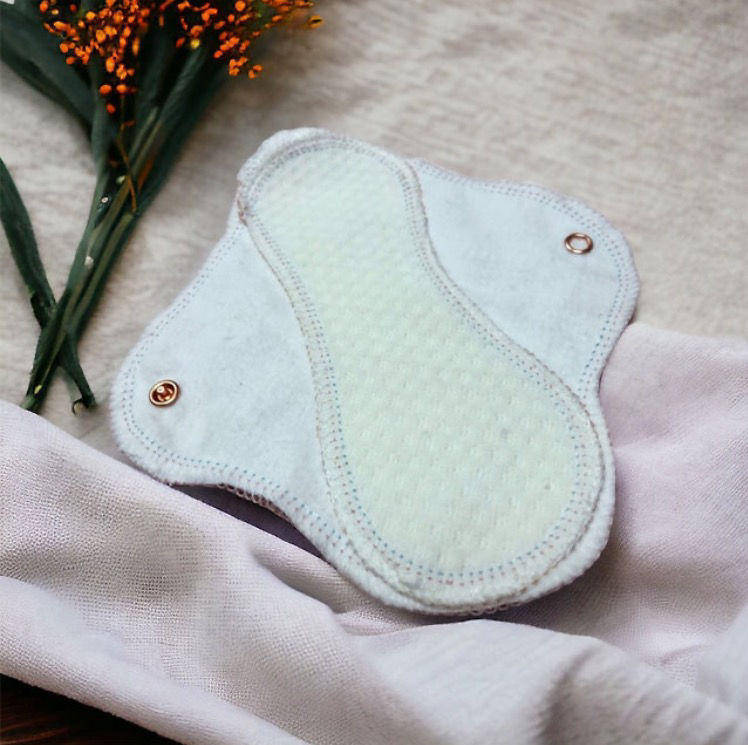 Miniaturebillede: Sy Selv Menstruationstrusser & Stofbind Bundle