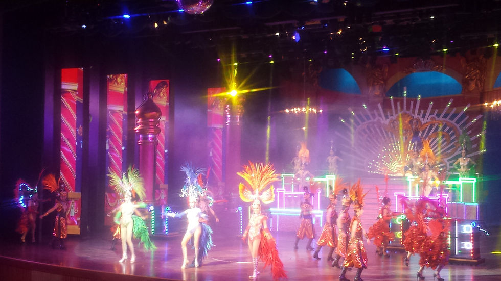 things to do in Pattaya alcazar cabaret show