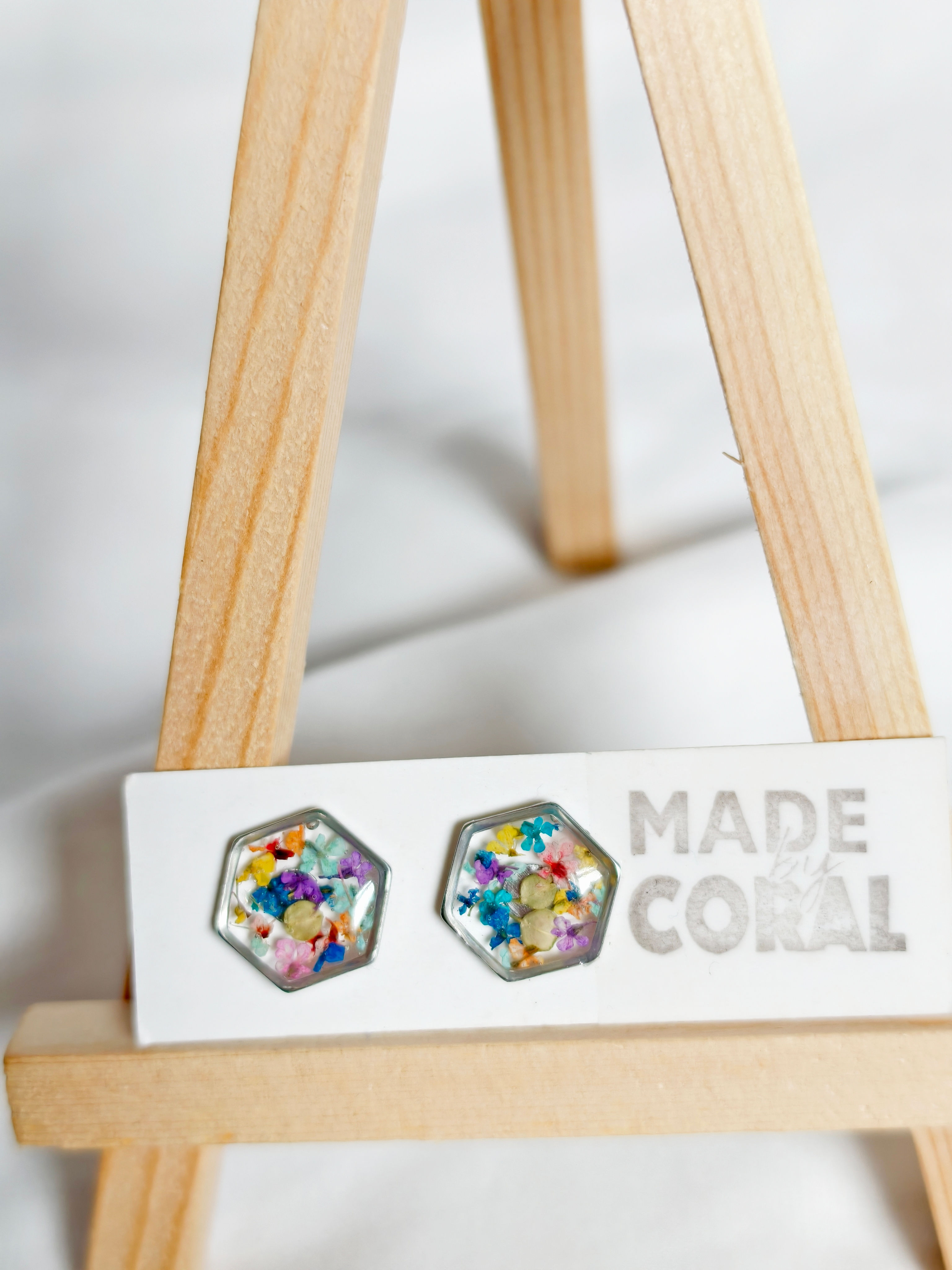 Resin Flower Studs 16