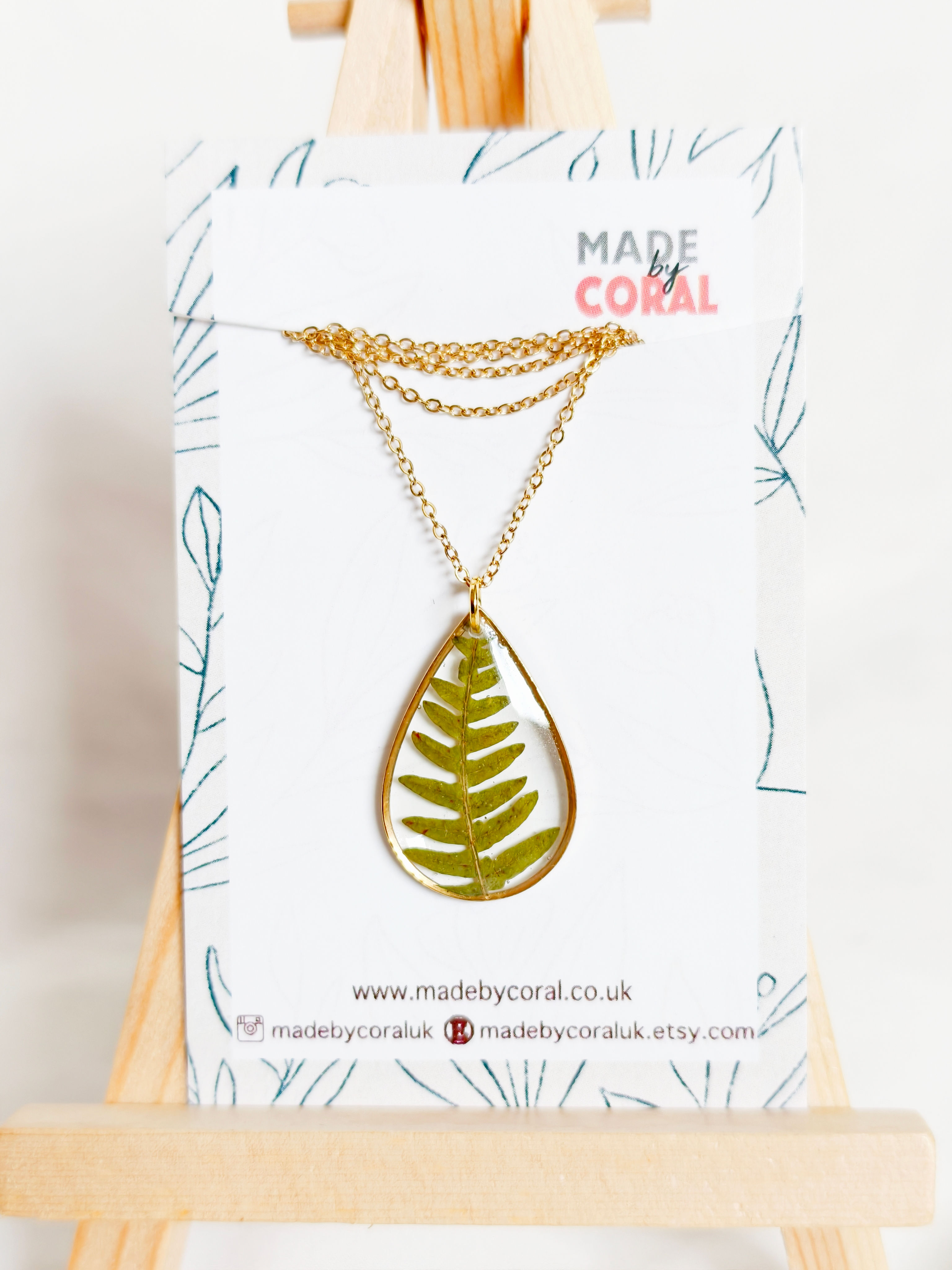 Resin Flower Necklace 07