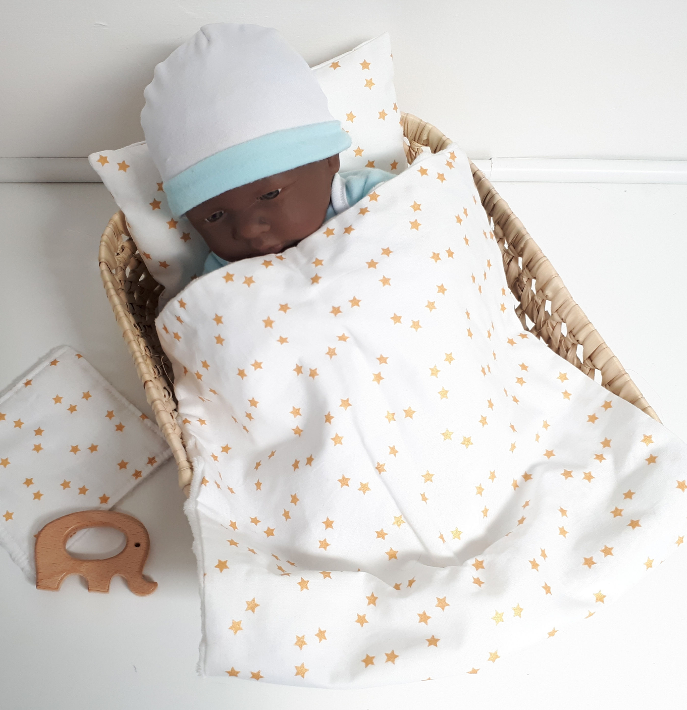 Parure couffin poupon en coton blanc étoile dorées