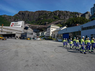 EU innfører toll på jernlegeringer – reaksjonene hagler