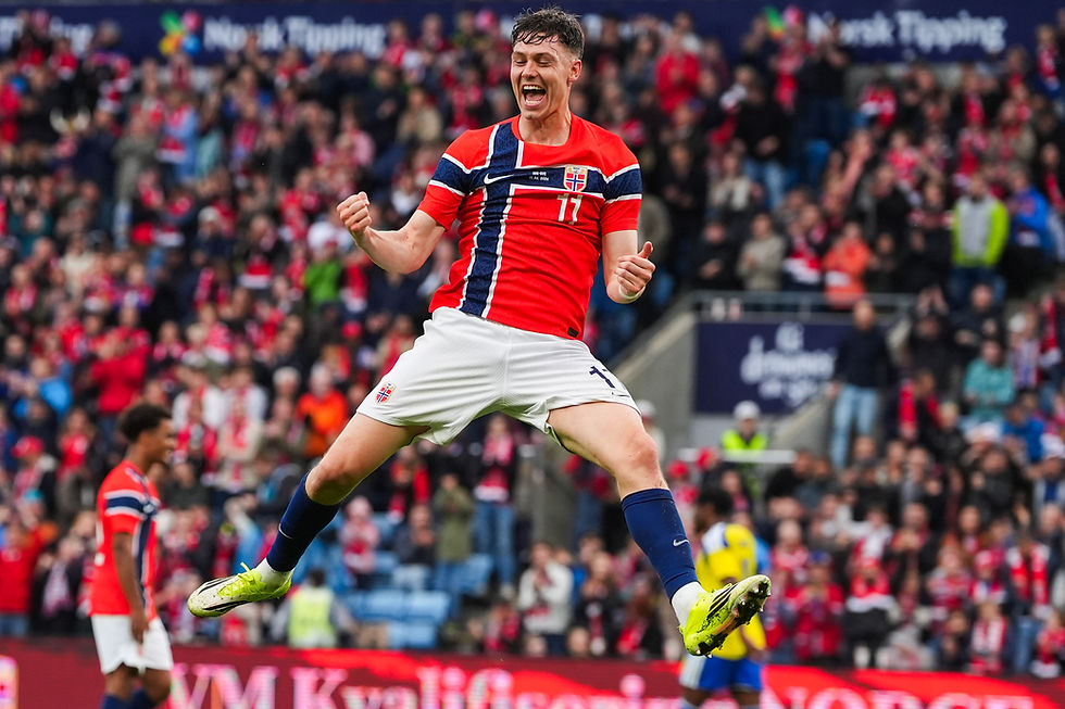 Jørgen Strand Larsen jubler for sin 3-0-scoring mot Sveriga på Ullevaal. Foto: Lise Åserud / NTB
