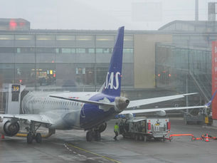 IEA-sjefen: Europa har kanskje igjen seks uker med flydrivstoff