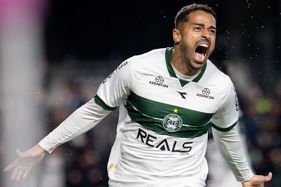 Restam apenas sete rodadas para o fim do Campeonato Brasileiro Série B. Diante disso, veja as chances de cada time de subirem para a primeira divisão nacional. Todas as probabilidades foram informadas pelo site Chance de Gol.,