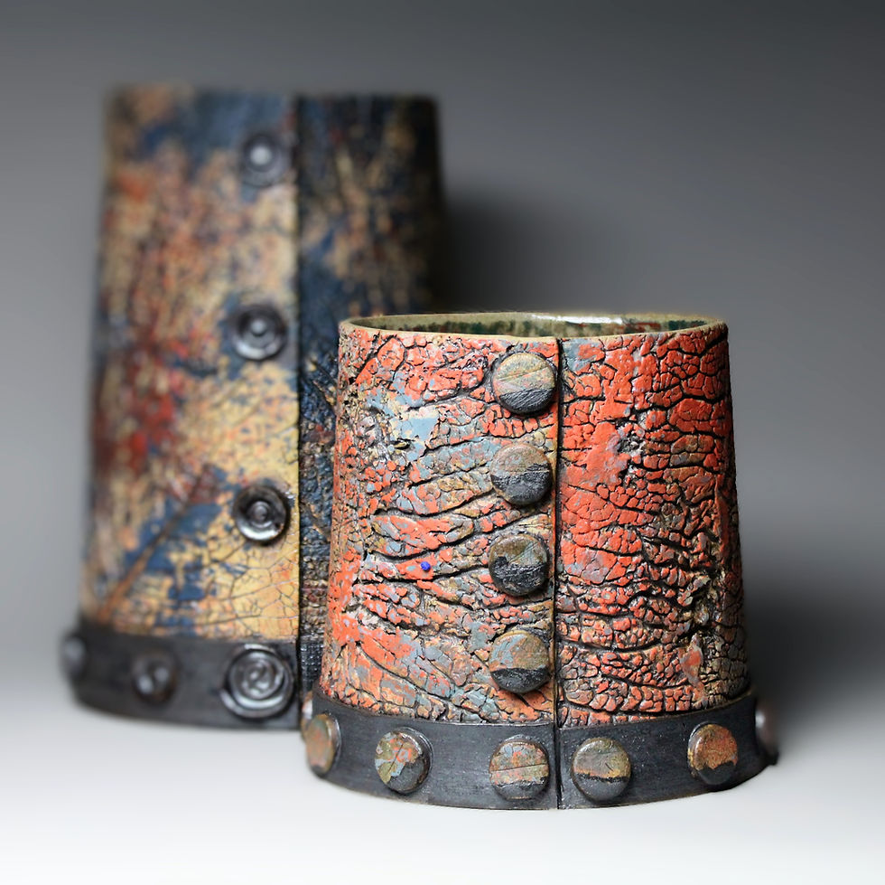 Thumbnail: Ceramic vessel front view pair shot