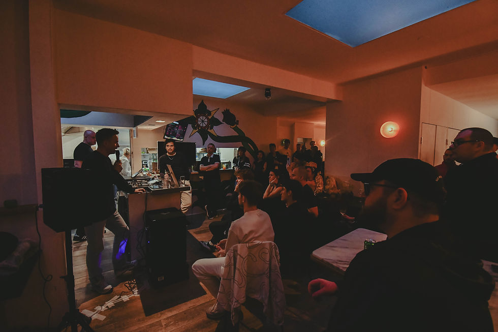 Thumbnail: BEATZZA Artist Screen Promo – Jouw Content in het Hart van Amsterdam (7 days)