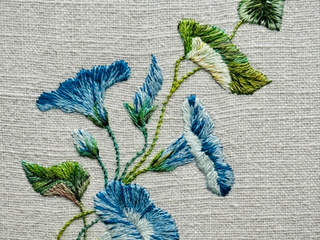 Blumenranke in Needlepainting