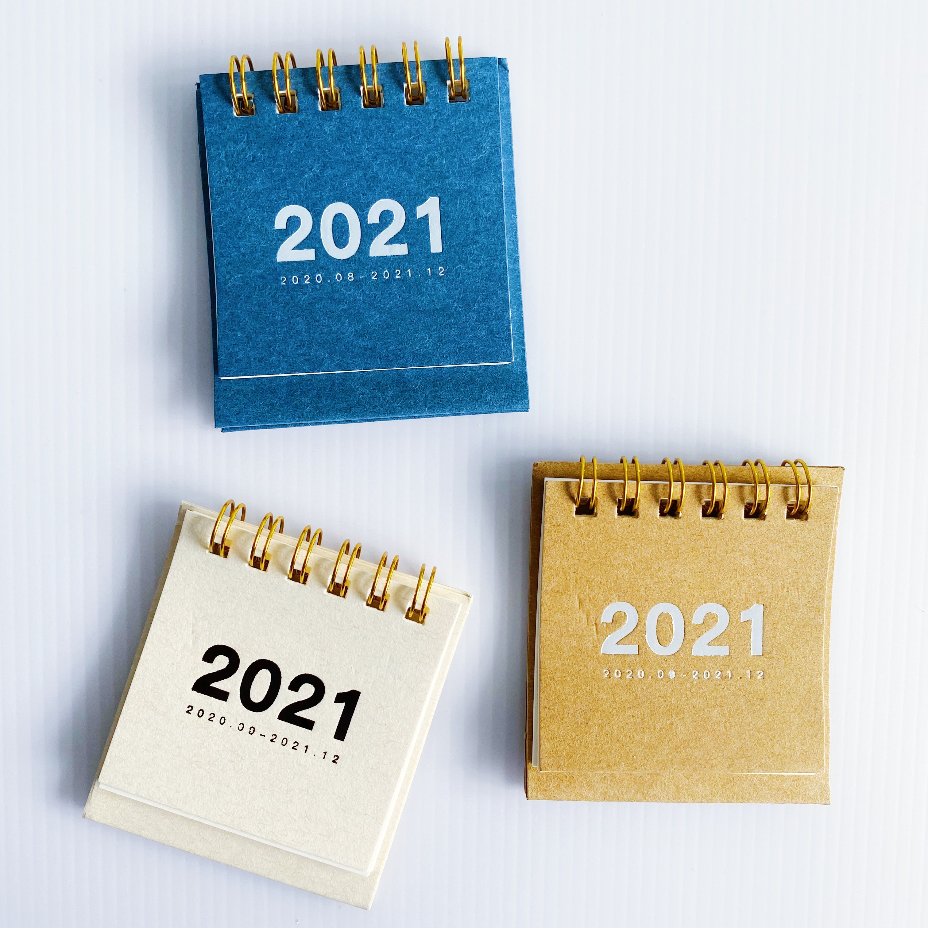Basic Colour Mini Desk Calendar