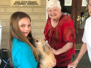 Community spirit in full bloom as residents embrace an enjoyable visit from the FFA!🌱🚜