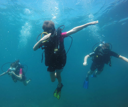 funny try divers phu quoc