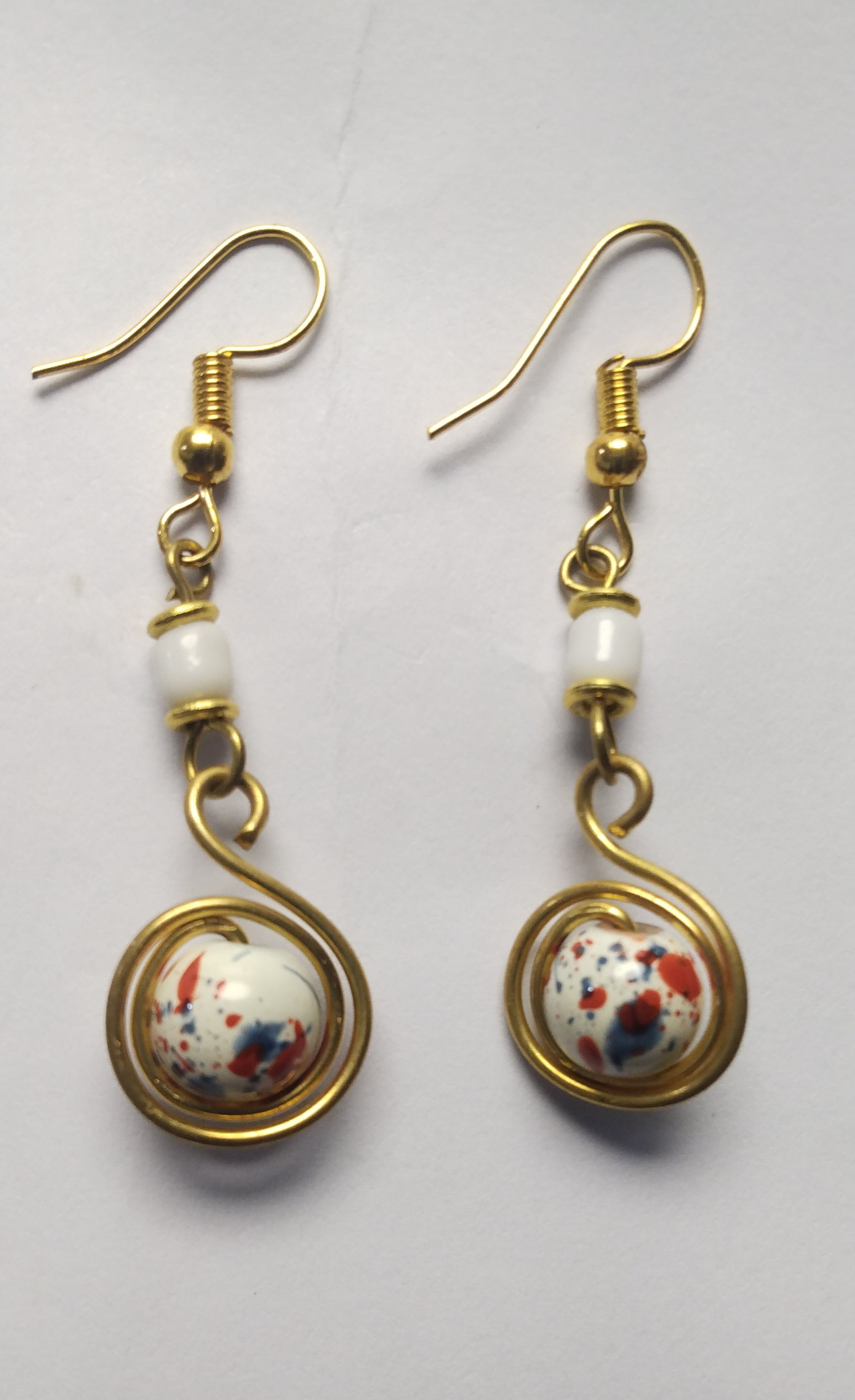 Dangling handmade beads earing