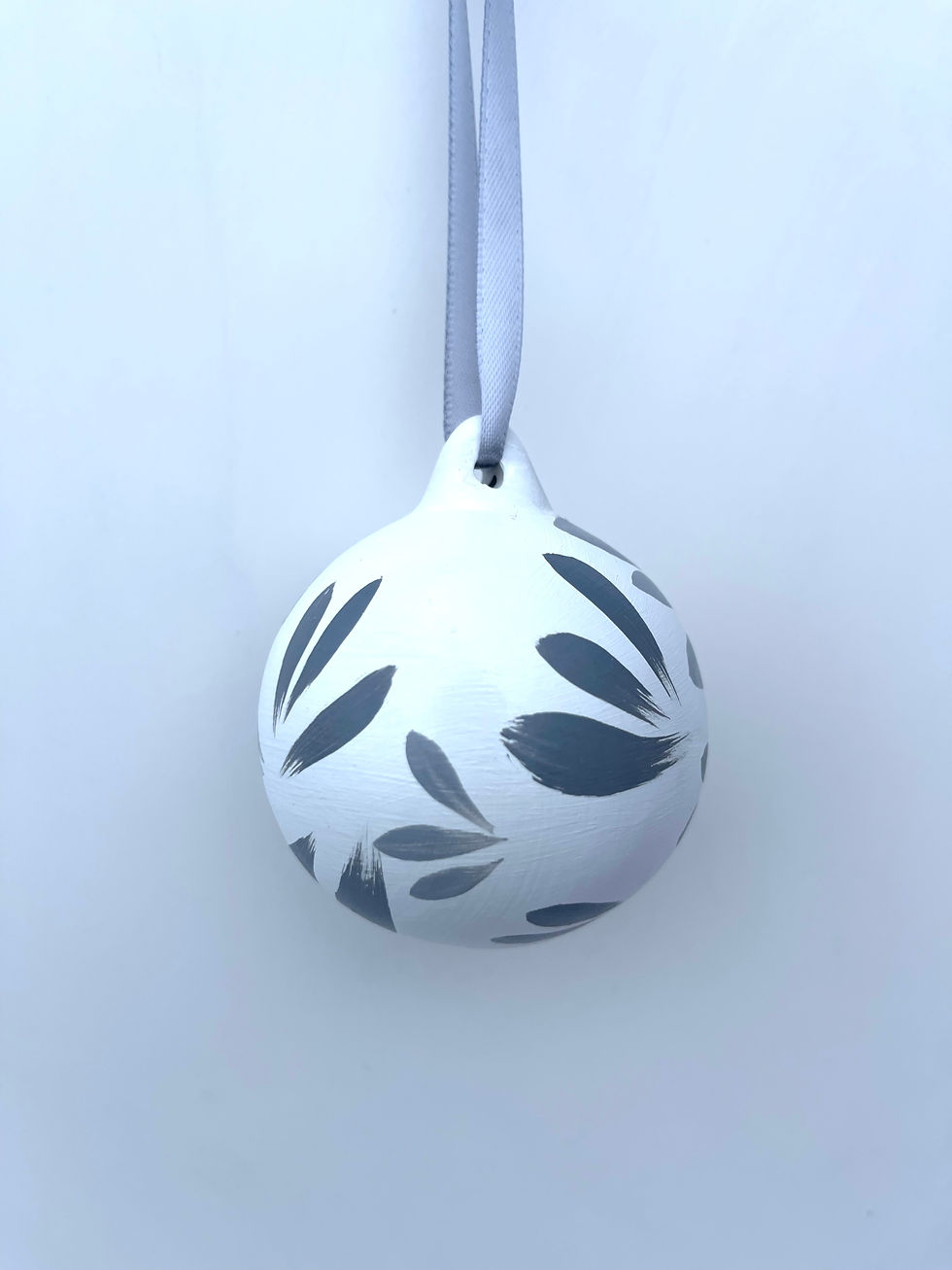 Thumbnail: Ceramic Baubles