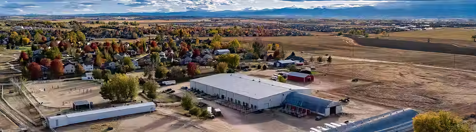5220 County Rd 20 Longmont CO-large-003-.avif