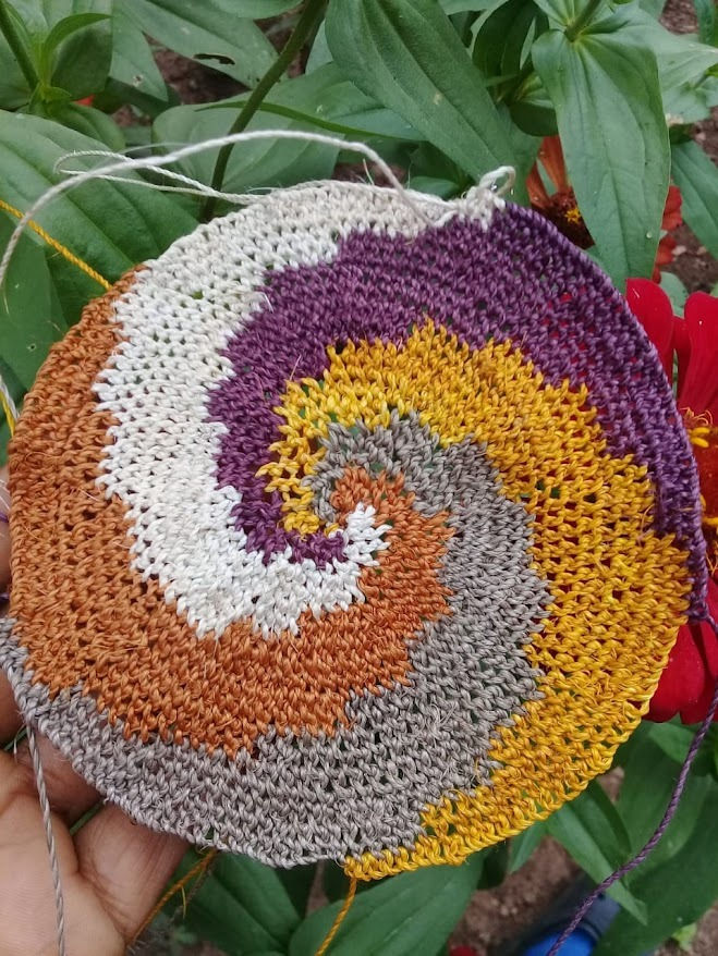 The Wiwa Women of Colombia: Weaving Mochilas, Weaving the Heart of the World