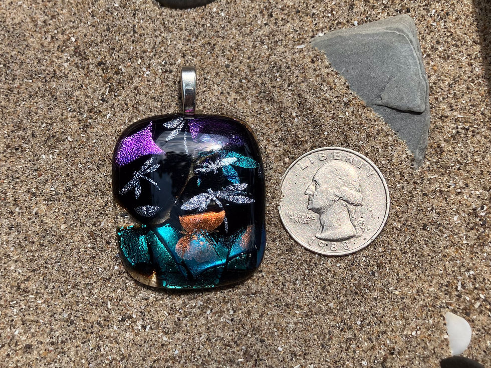 Thumbnail: Dragonflies at Night Pendant