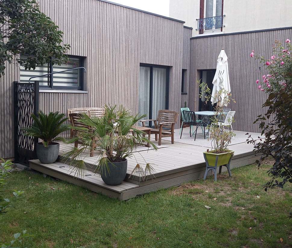 maison-ossature-bois-78 construction-bois-yvelines ossature-bois-versailles maison-écologique-78 charpente-bois-yvelines extension-bois-78 constructeur-bois-yvelines maison-bois-saint-germain-en-laye ossature-bois-poissy rénovation-bois-78