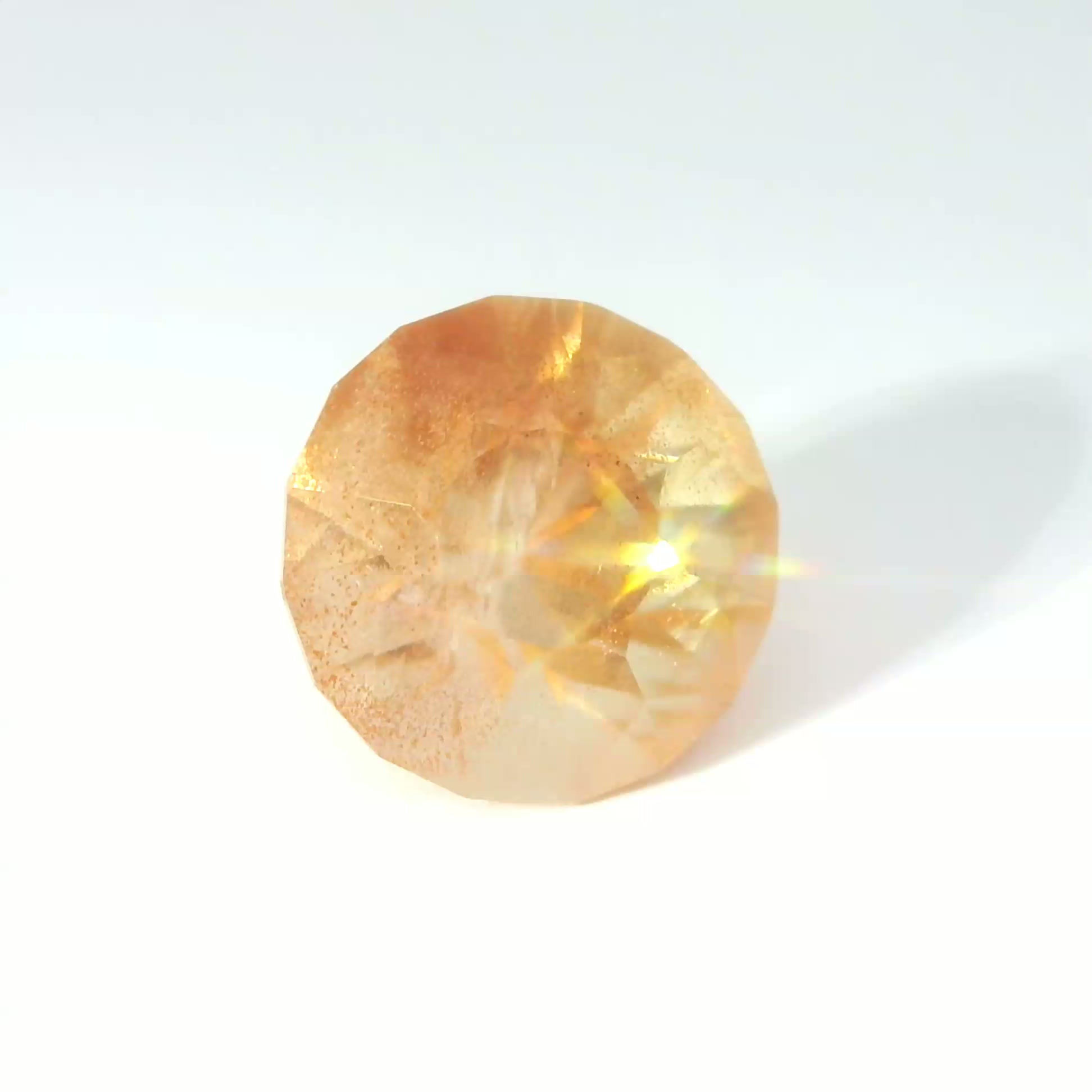 2.78 cts., 2A Peach Schiller Natural Oregon Sunstone, Round, 8.1 mm