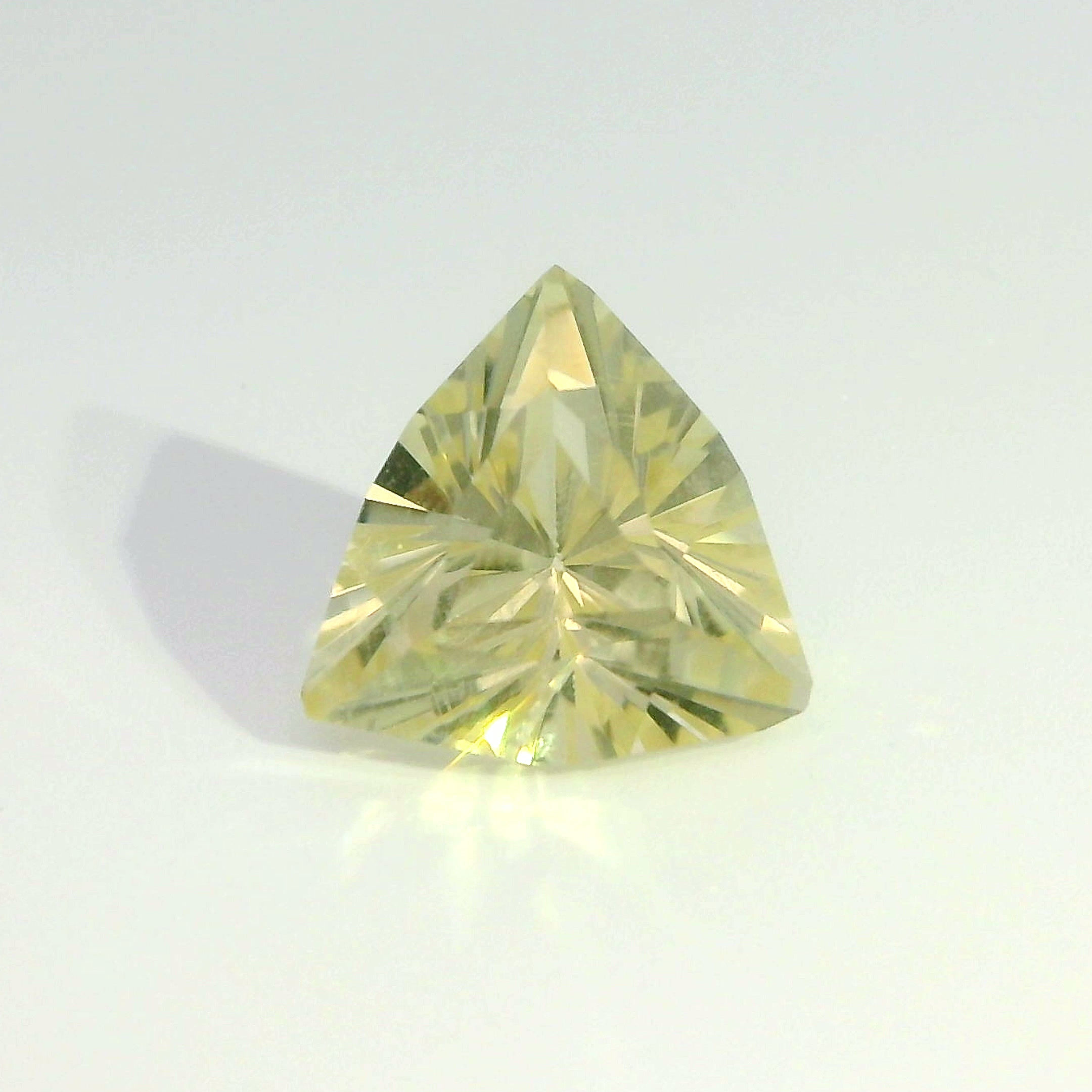 Champagne Oregon Sunstone-Trillion-2.19 ct