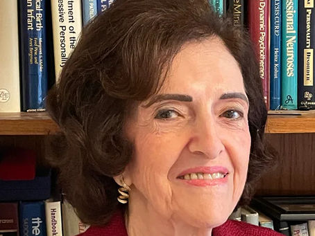 What makes Dr. Ana Eugenia Ferreira a Top Professional in Psychotherapy and Cross-Cultural Studies?